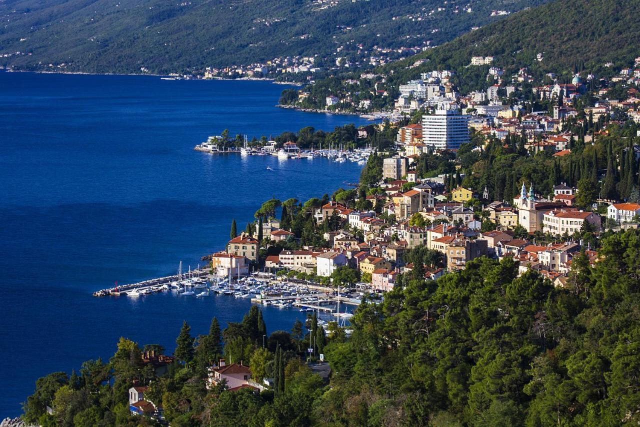 Apartments Matacin With Sea View Opatija Exterior foto