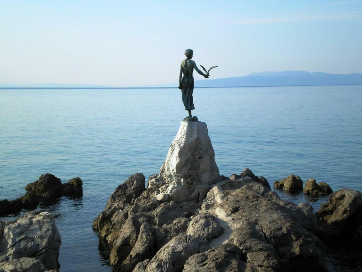 Apartments Matacin With Sea View Opatija Exterior foto